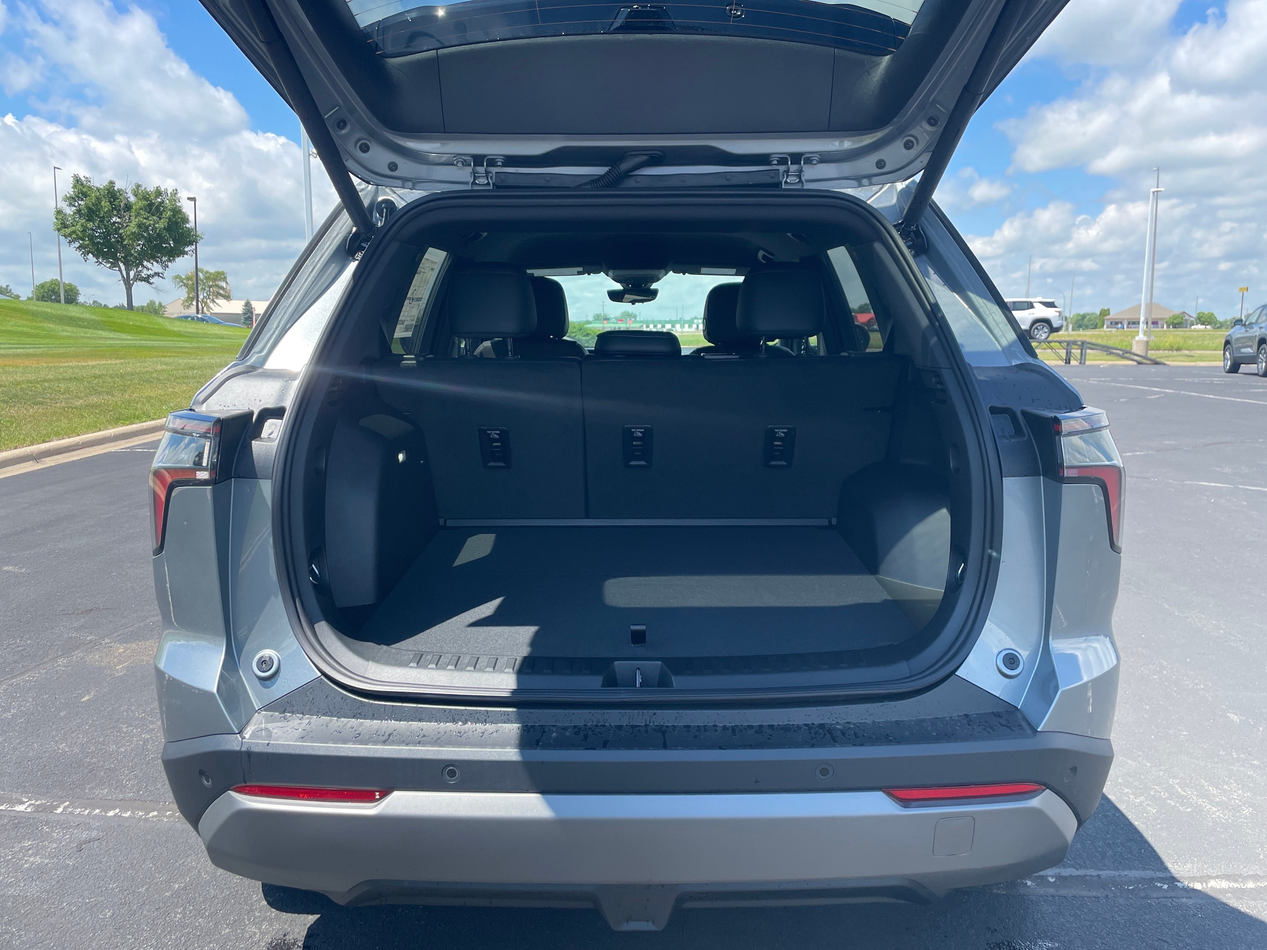 2026 Chevrolet Equinox LT - Photo 23