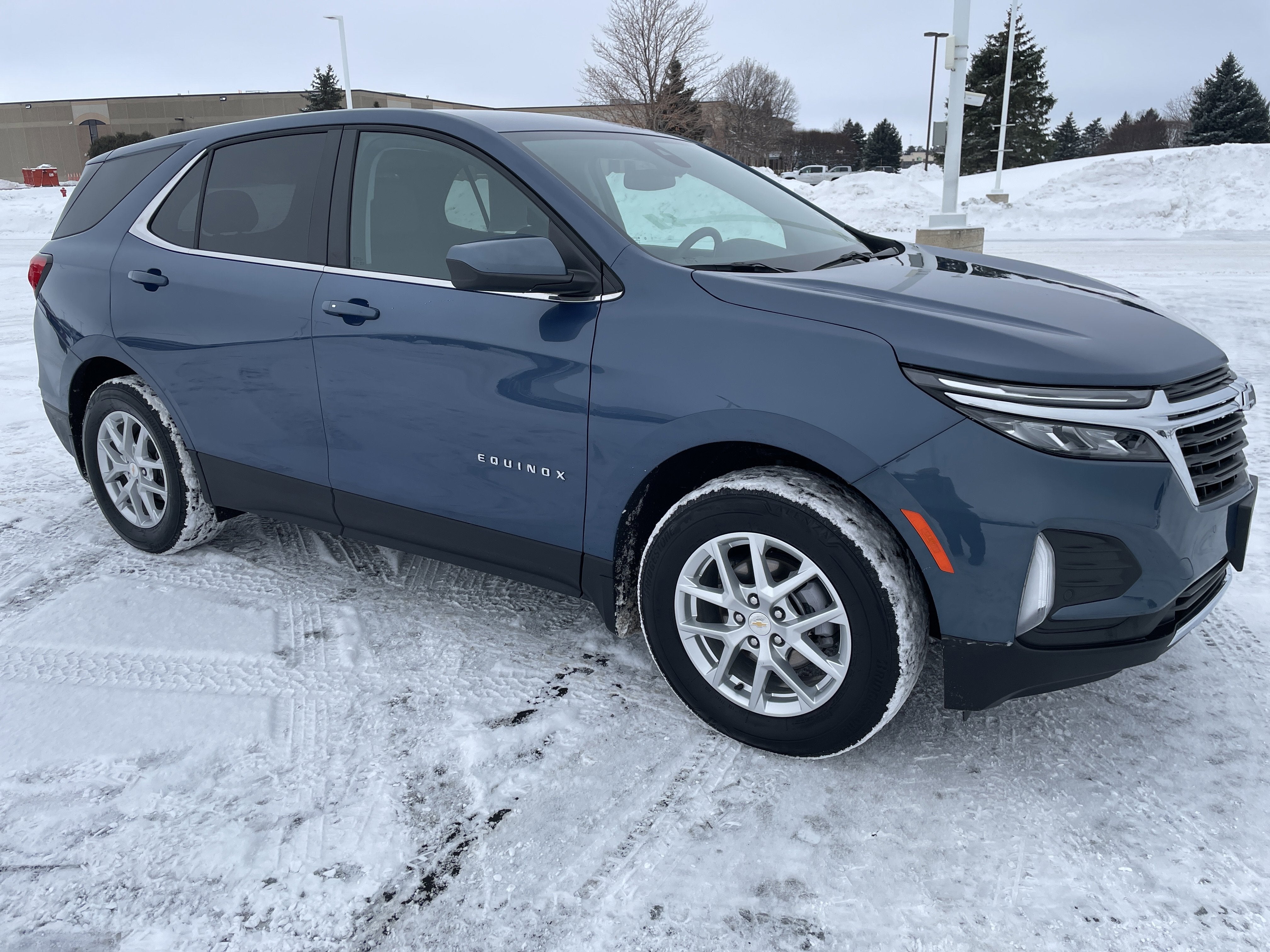 2024 Chevrolet Equinox LT