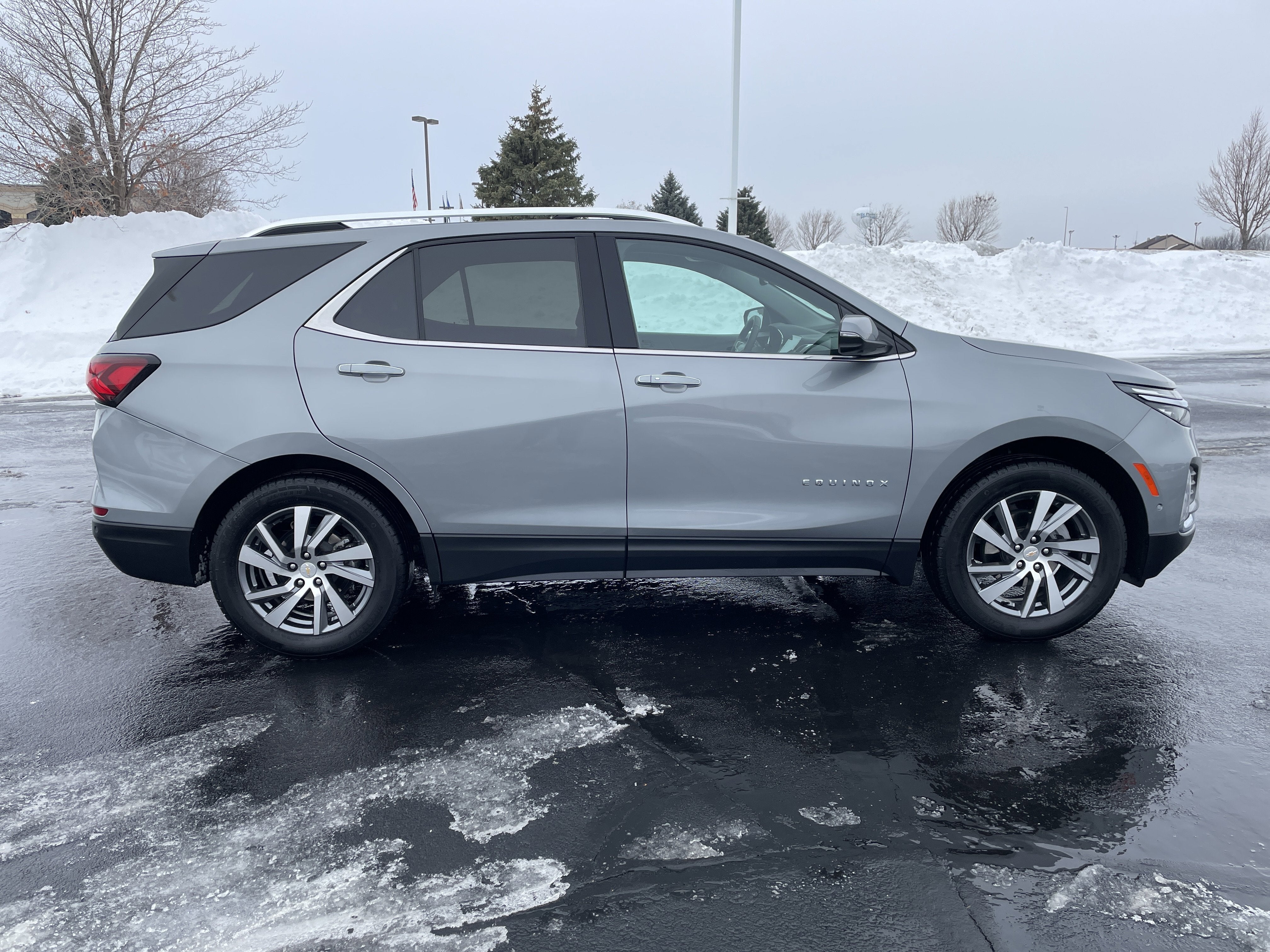 2023 Chevrolet Equinox Premier