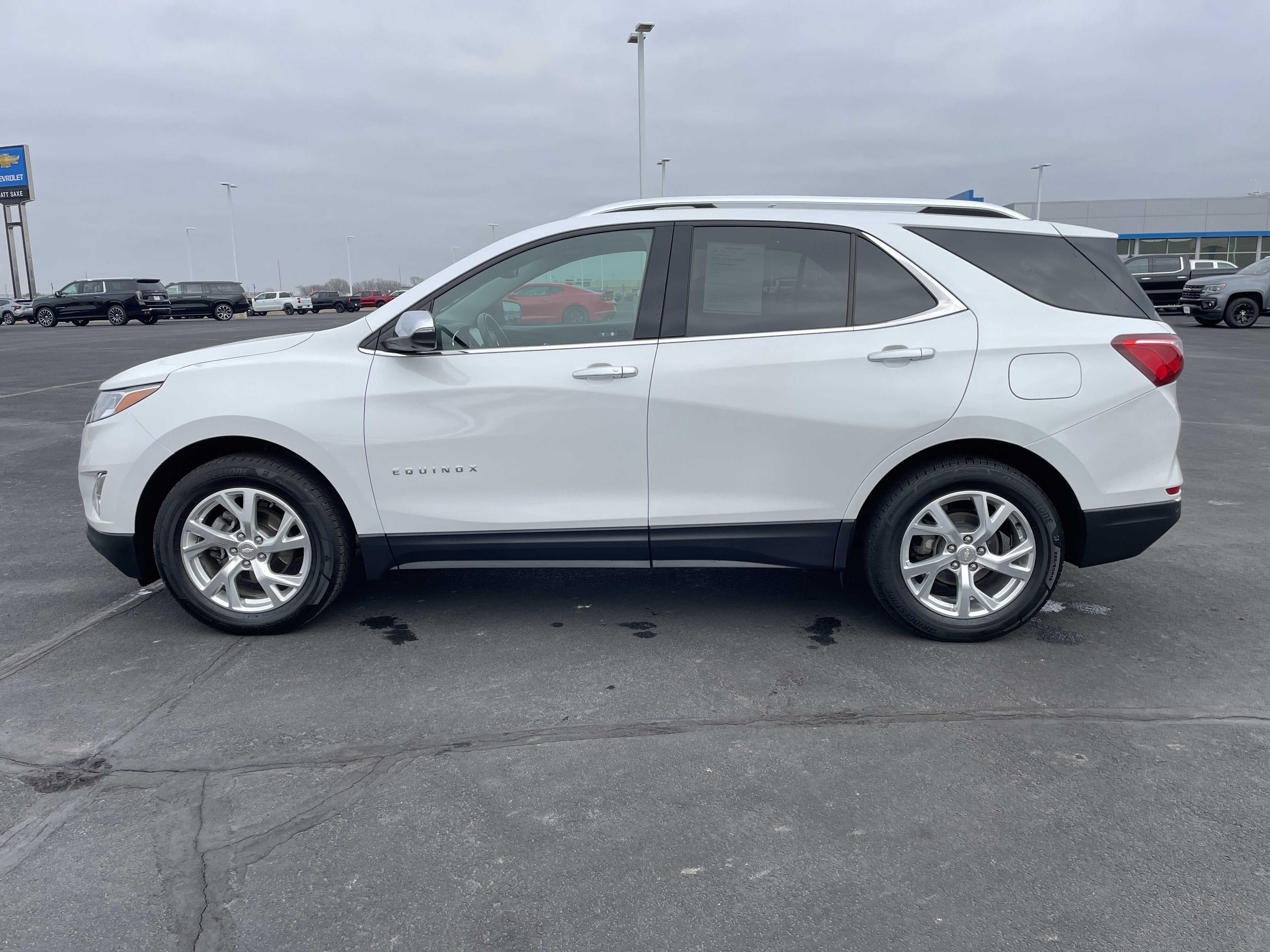 Used 2020 Chevrolet Equinox Premier with VIN 3GNAXXEV0LS695999 for sale in Belle Plaine, Minnesota