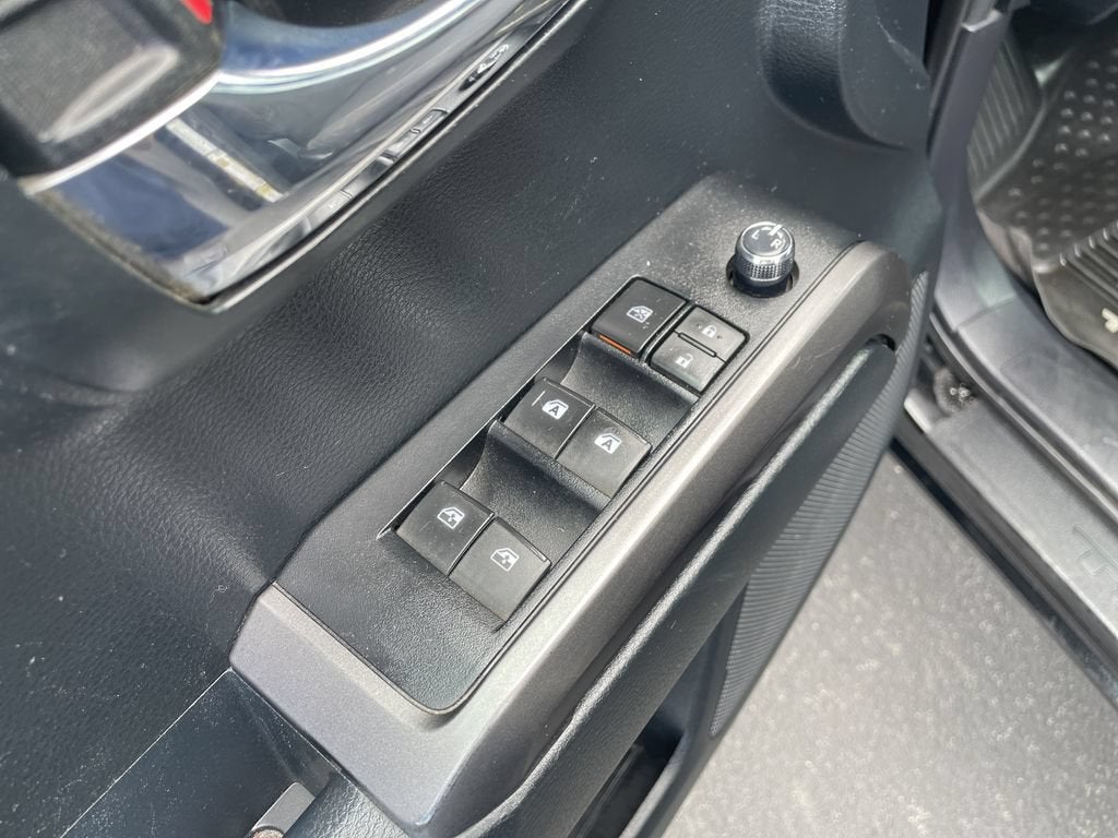 2016 Toyota Tacoma SR