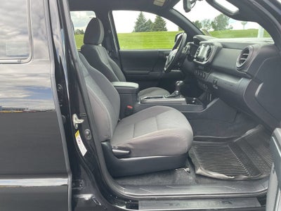 2016 Toyota Tacoma SR