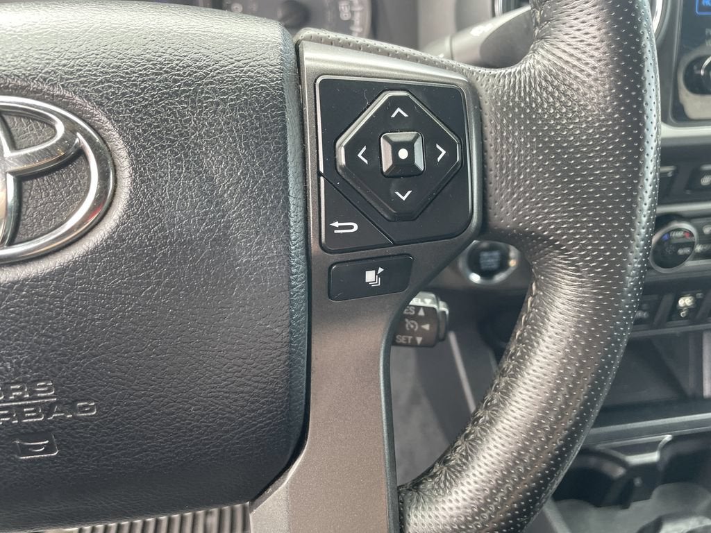 2016 Toyota Tacoma SR