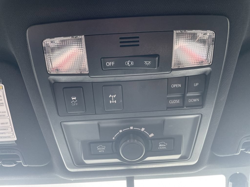 2016 Toyota Tacoma SR