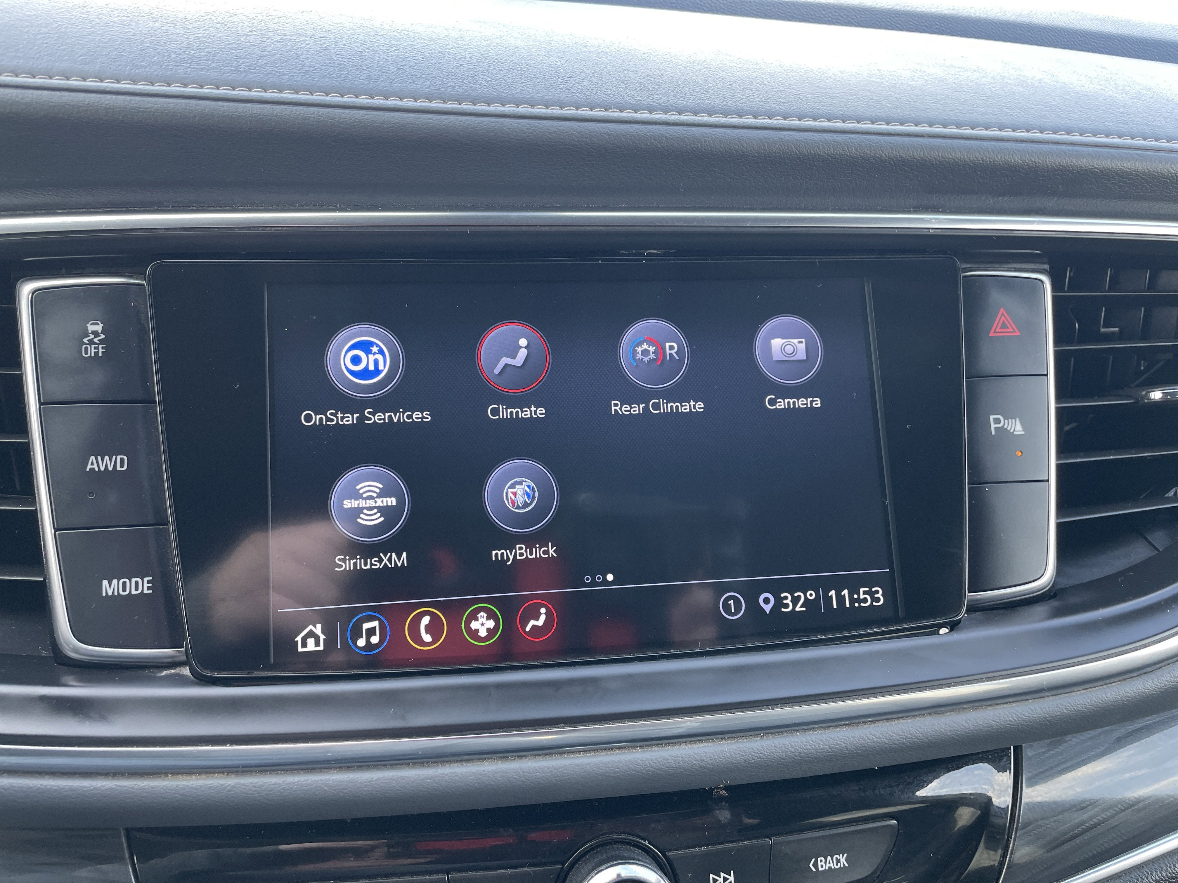 2021 Buick Enclave Essence