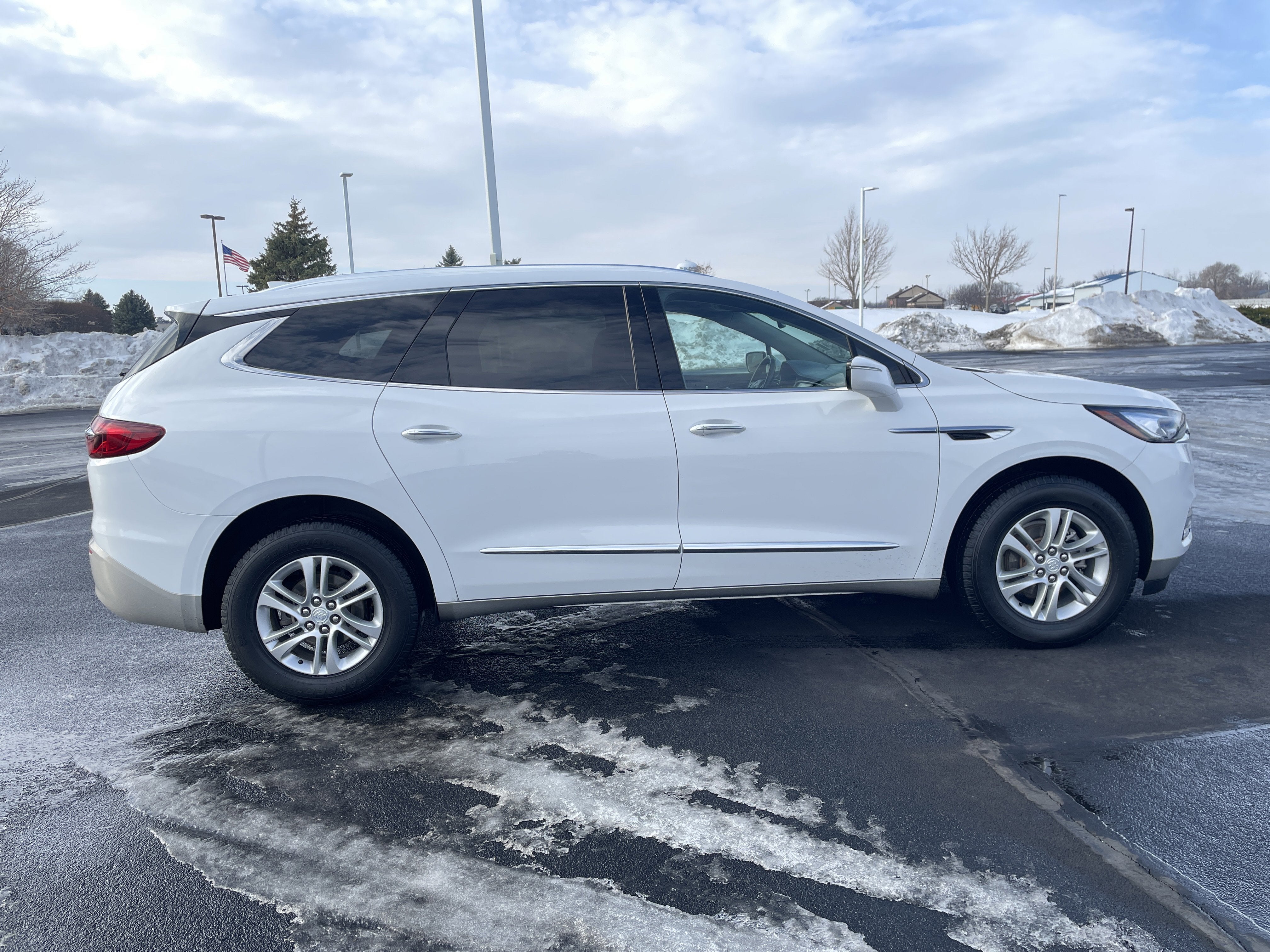 2021 Buick Enclave Essence