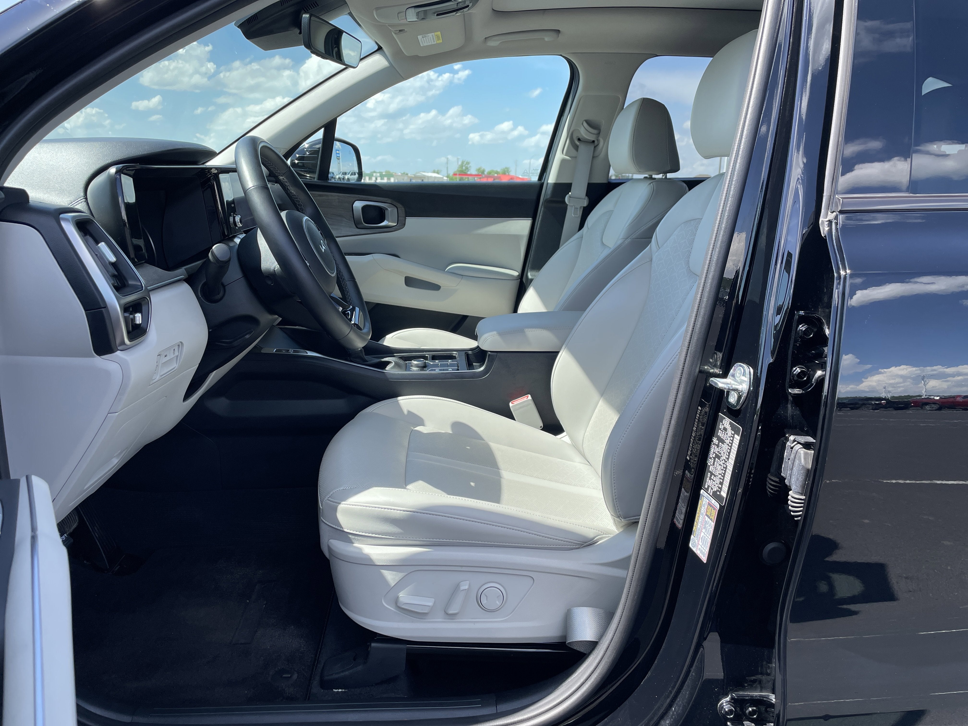 2023 Kia Sorento X-Line S