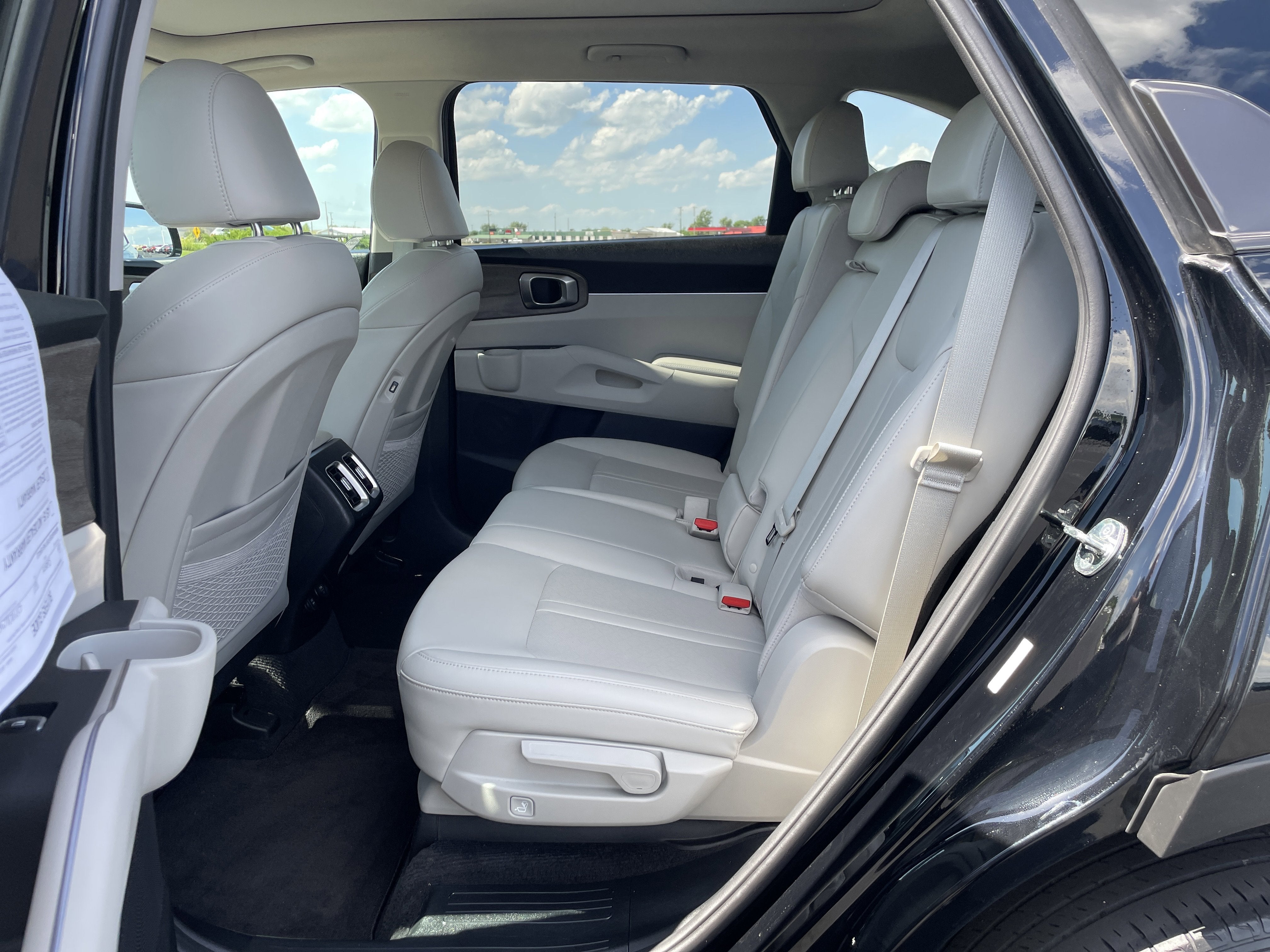 2023 Kia Sorento X-Line S