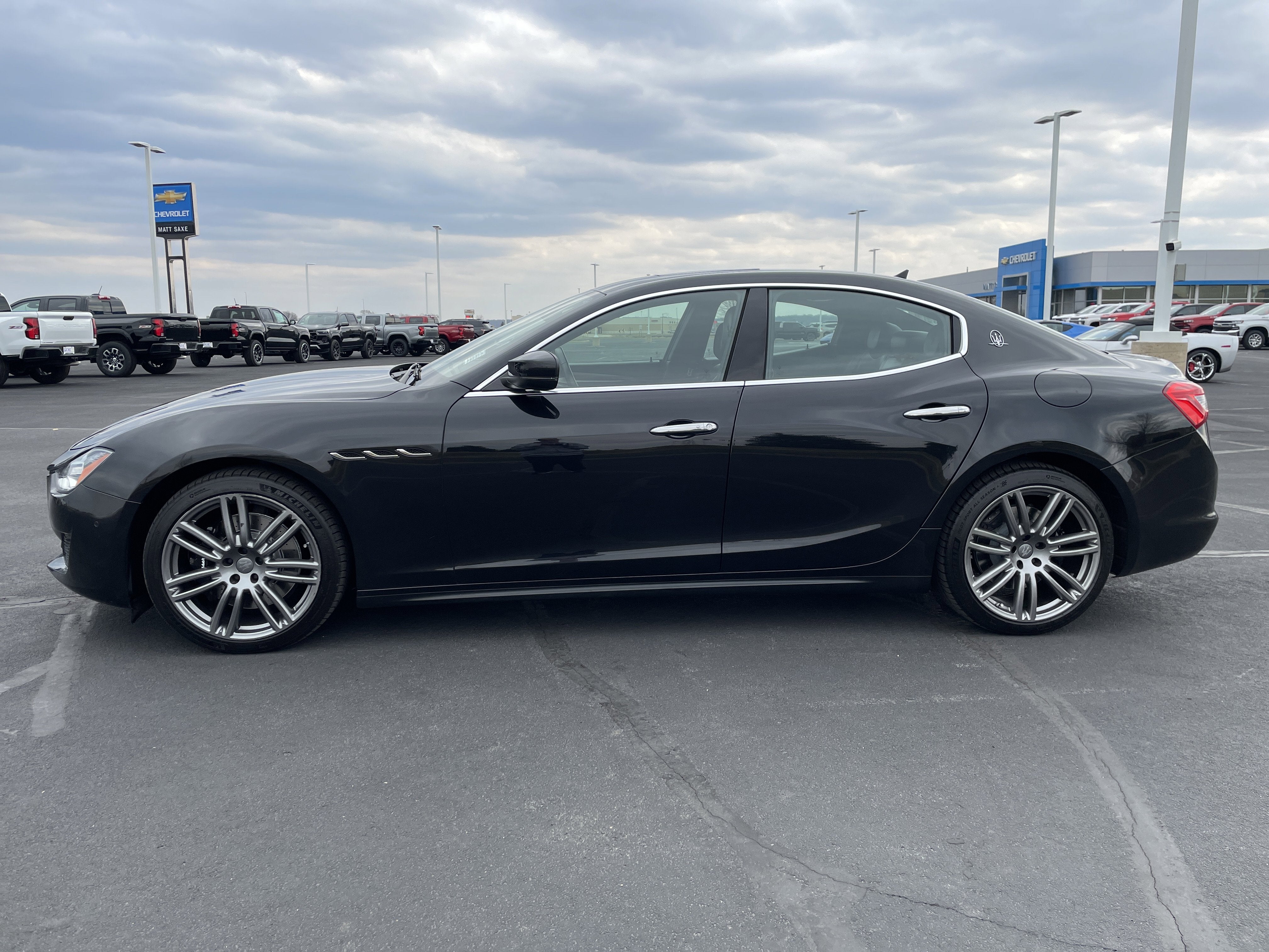 Used 2018 Maserati Ghibli S with VIN ZAM57YTA0J1271667 for sale in Belle Plaine, Minnesota